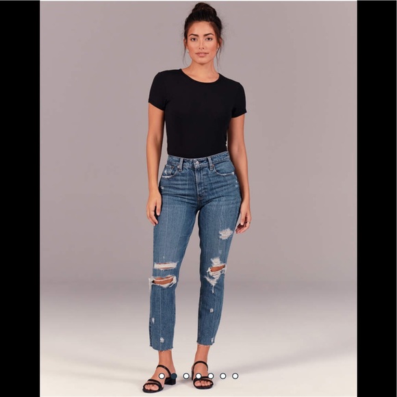Abercrombie & Fitch Denim - Abercrombie & Fitch Curve Love High Rise Mom Jean